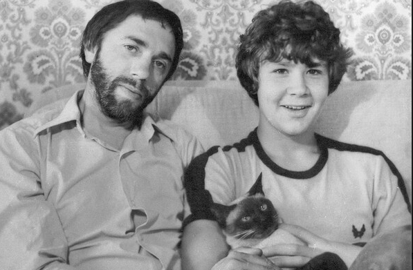 Фото Написал кинохиты к «Легенде №17» и «Сталкеру»: музыкальная династия привезла в Новосибирск нашумевший фестиваль имени знаменитого композитора Артемьева 6